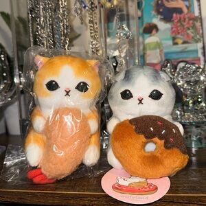 Mofusand cat plushies set w/Keychain! 🐈
